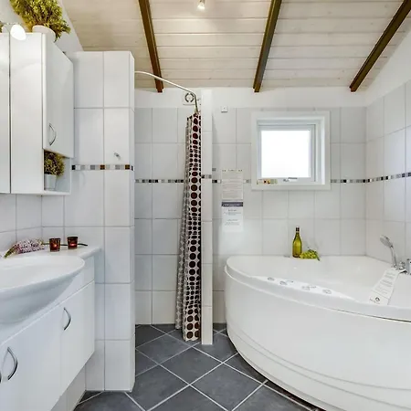 Maj - 150m From The Sea By Interhome Feriehus